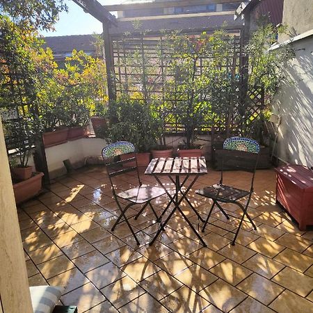 Lovely Gazebo Milan Bagian luar foto